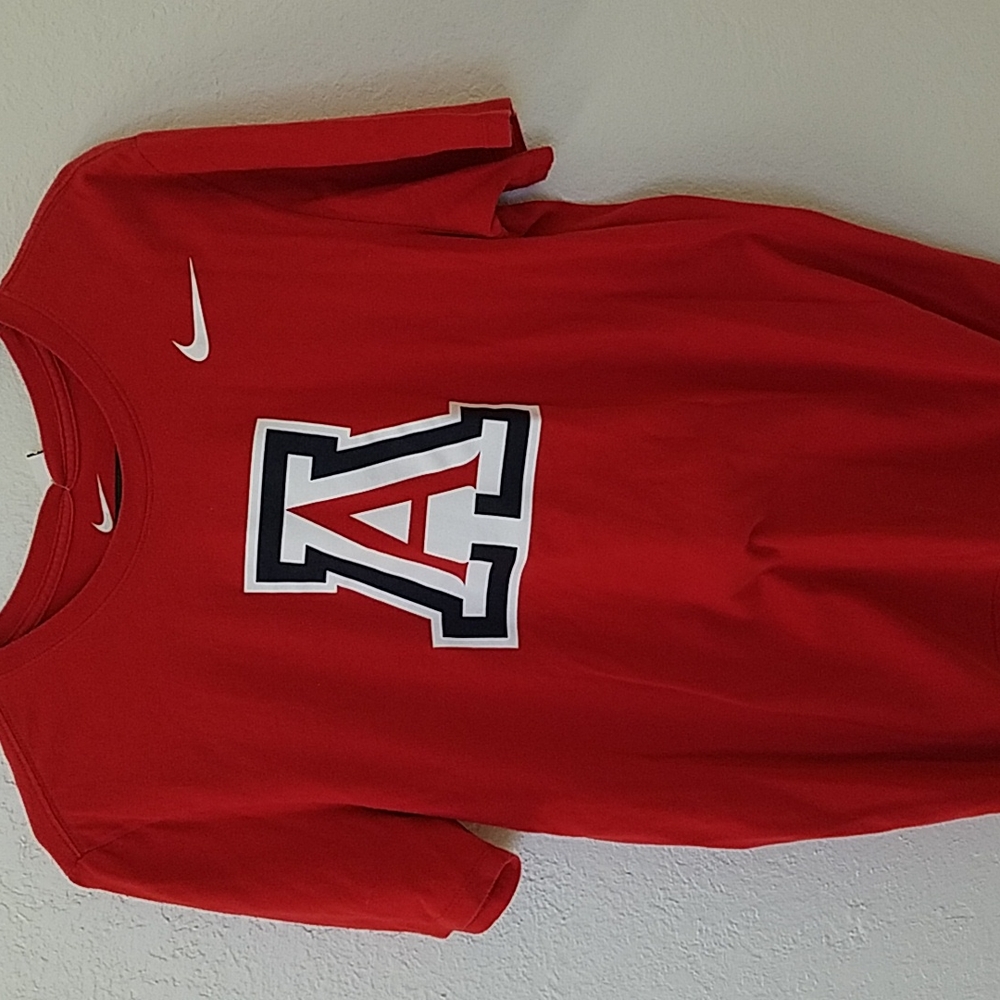 Nike U of A Shirt